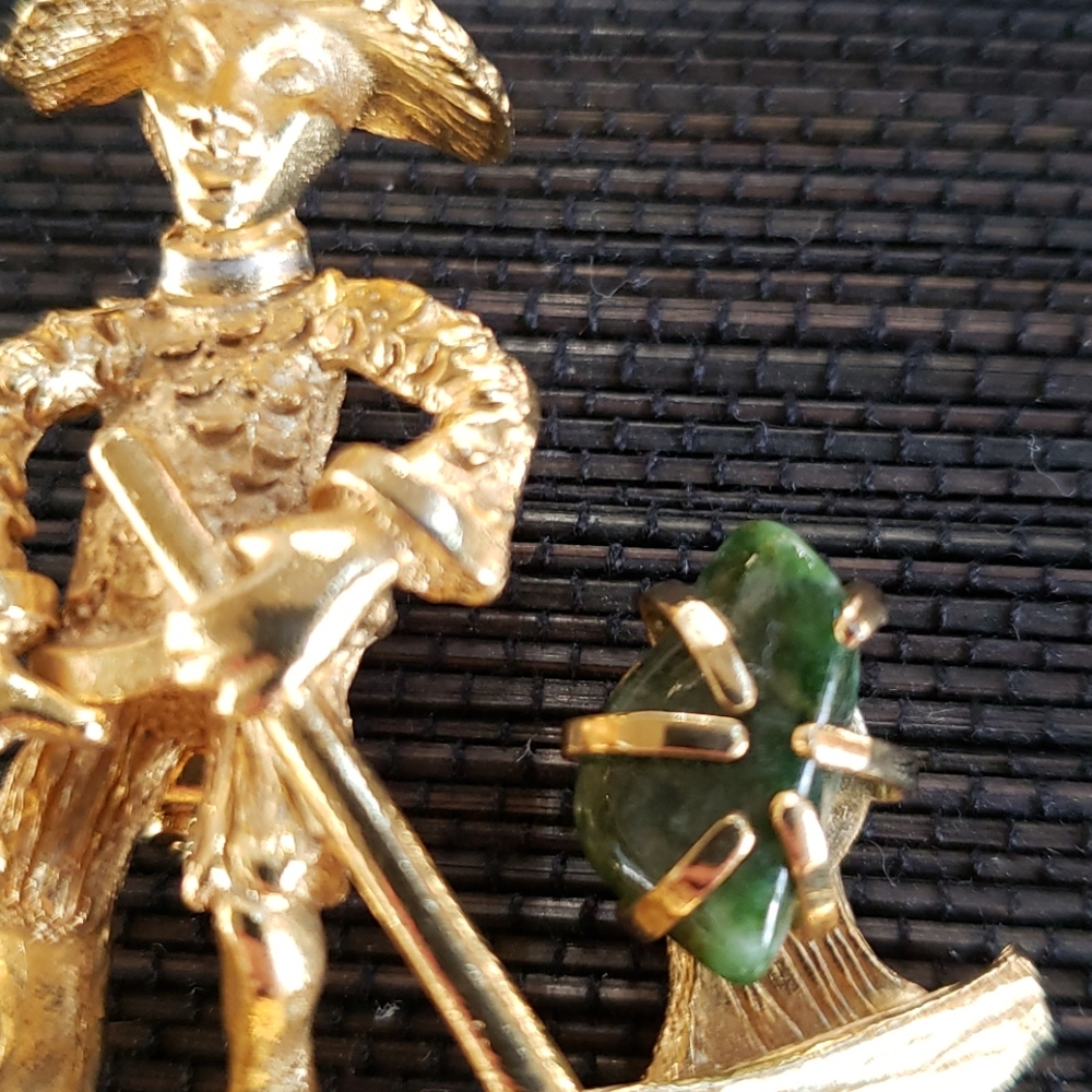 VTG BSK oriental boatsman brooch gold color/+Jade - Picture 7 of 9